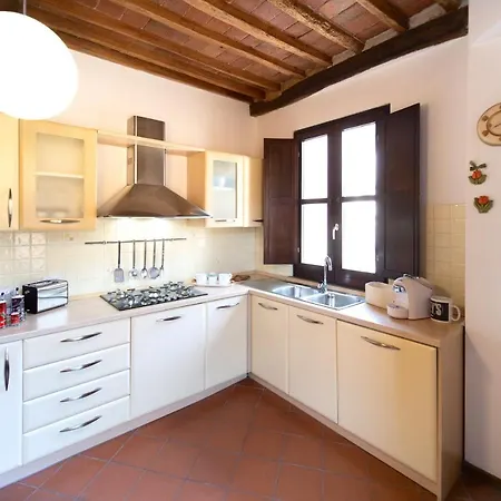 Serena Apartment, Cosy Close Center Town Apartment Lucca