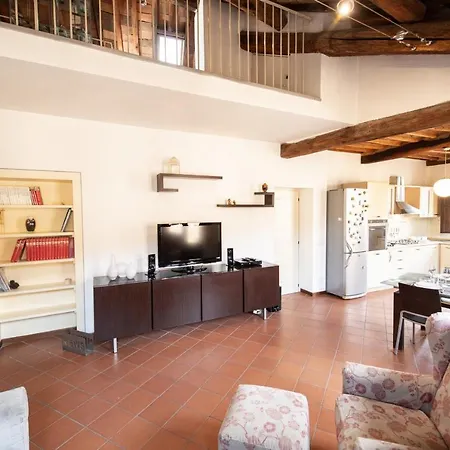 Serena Apartment, Cosy Close Center Town Apartment Lucca